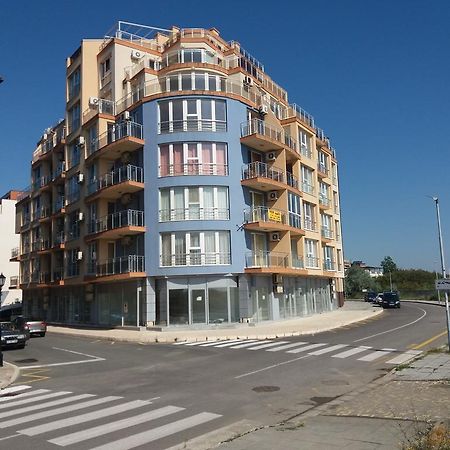 Golden Sea View Apartments 1 Поморие Экстерьер фото