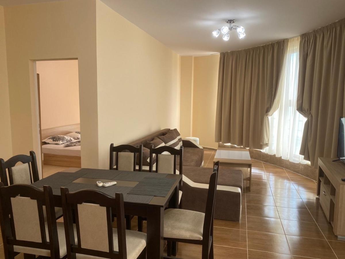 Golden Sea View Apartments 1 Поморие Экстерьер фото