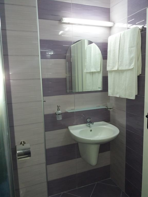 Golden Sea View Apartments 1 Поморие Экстерьер фото