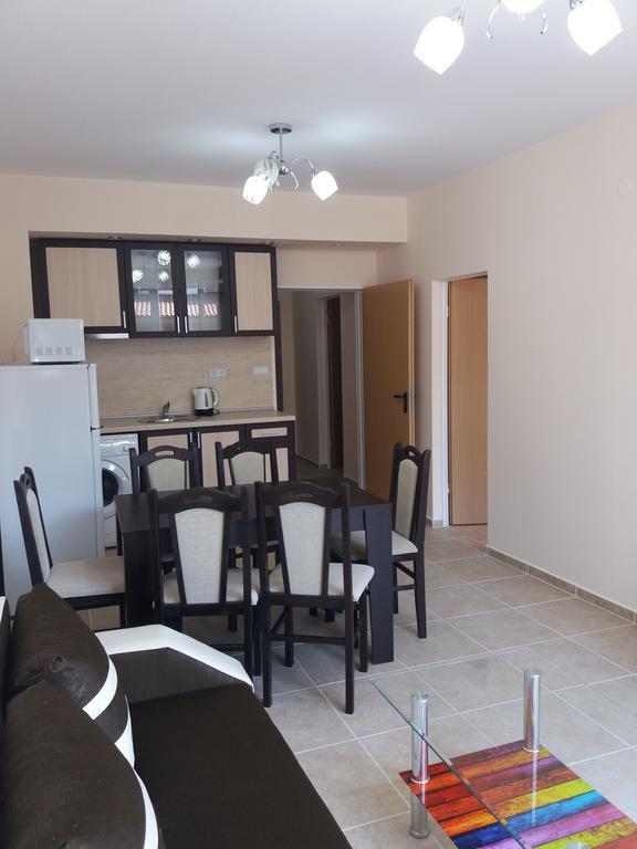 Golden Sea View Apartments 1 Поморие Экстерьер фото