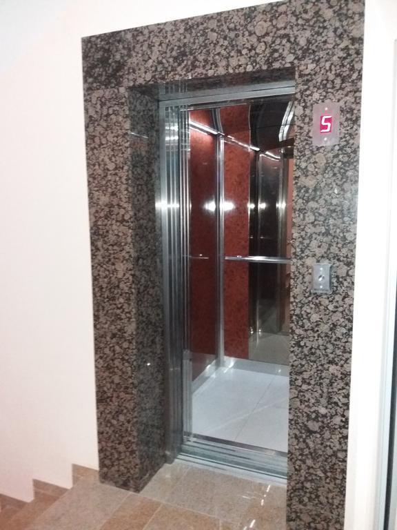 Golden Sea View Apartments 1 Поморие Экстерьер фото