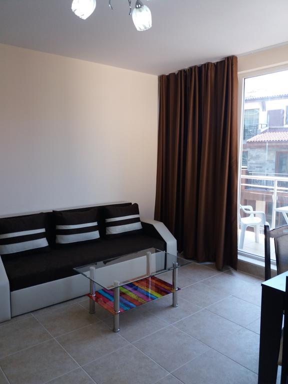 Golden Sea View Apartments 1 Поморие Экстерьер фото